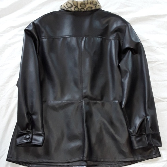 Woman's Leopard jacket - Picture 4 of 7